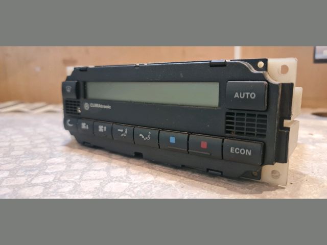 bontott VW PASSAT B5 Fűtéskapcsoló (digit klímás)