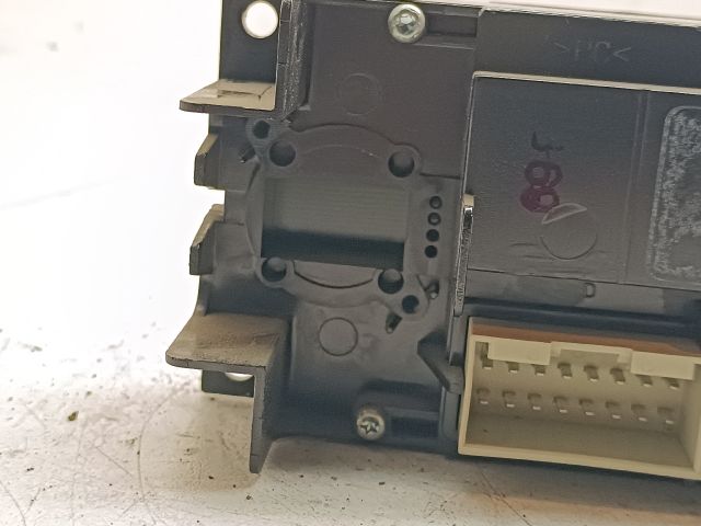 bontott VW PASSAT B5 Fűtéskapcsoló (digit klímás)