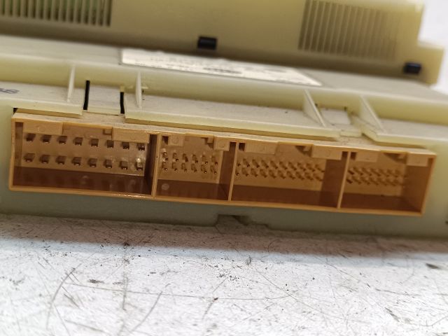 bontott VW PASSAT B5 Fűtéskapcsoló (digit klímás)