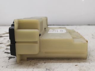 bontott VW PASSAT B5 Fűtéskapcsoló (digit klímás)