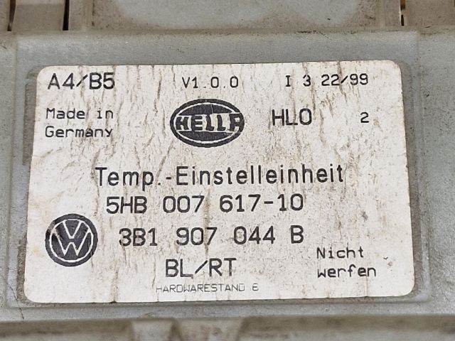 bontott VW PASSAT B5 Fűtéskapcsoló (digit klímás)