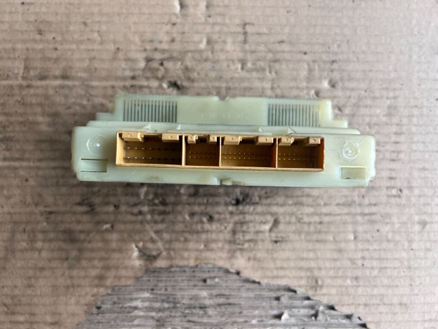 bontott VW PASSAT B5 Fűtéskapcsoló (digit klímás)