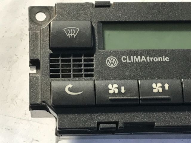 bontott VW PASSAT B5 Fűtéskapcsoló (digit klímás)