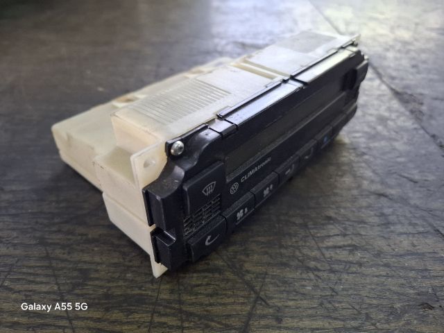 bontott VW PASSAT B5 Fűtéskapcsoló (digit klímás)