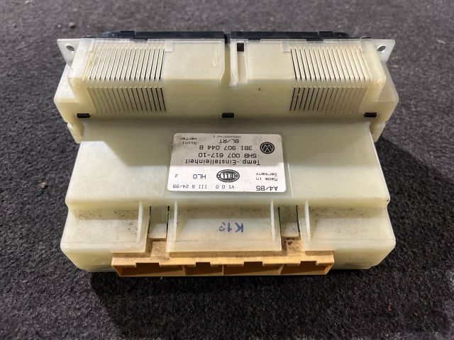 bontott VW PASSAT B5 Fűtéskapcsoló (digit klímás)