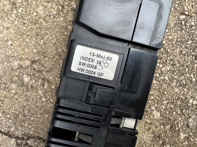 bontott VW PASSAT B5 Fűtéskapcsoló (digit klímás)