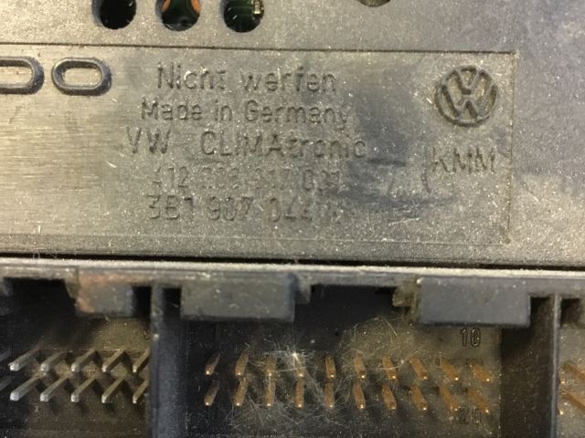 bontott VW PASSAT B5 Fűtéskapcsoló (digit klímás)