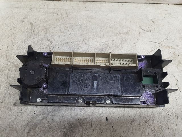 bontott VW PASSAT B5 Fűtéskapcsoló (digit klímás)