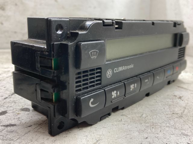 bontott VW PASSAT B5 Fűtéskapcsoló (digit klímás)