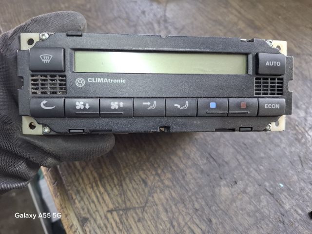 bontott VW PASSAT B5 Fűtéskapcsoló (digit klímás)