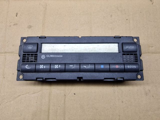 bontott VW PASSAT B5 Fűtéskapcsoló (digit klímás)