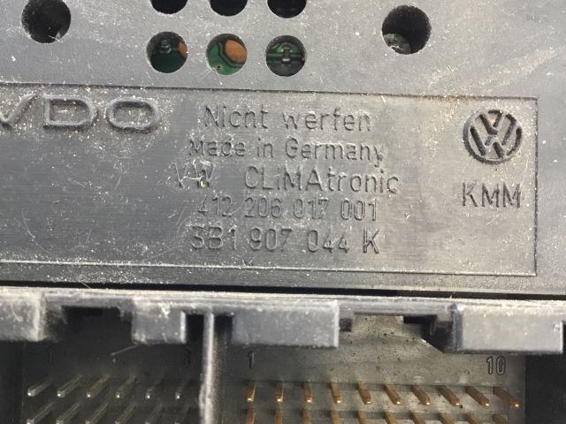 bontott VW PASSAT B5 Fűtéskapcsoló (digit klímás)