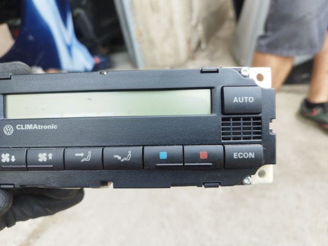 bontott VW PASSAT B5 Fűtéskapcsoló (digit klímás)