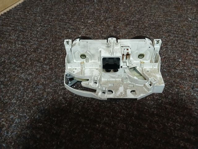 bontott VW PASSAT B5 Fűtéskapcsoló (manuális klímás)