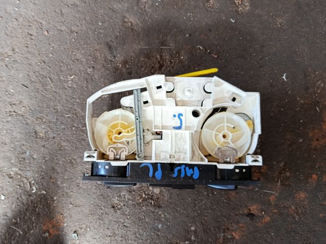 bontott VW PASSAT B5 Fűtéskapcsoló (manuális klímás)