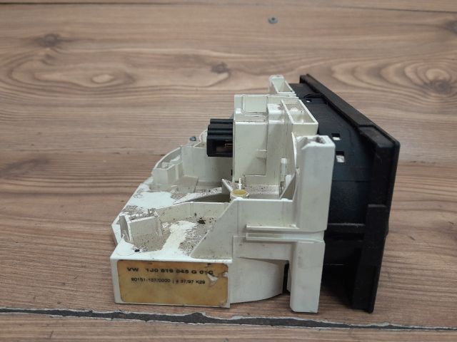 bontott VW PASSAT B5 Fűtéskapcsoló (Nem klímás)