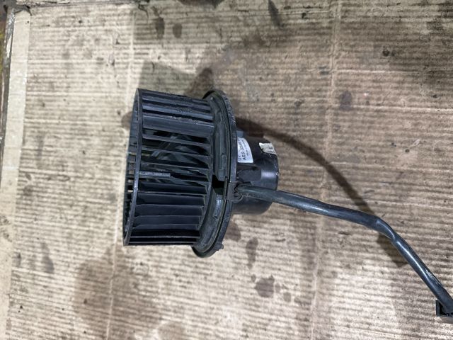 bontott VW PASSAT B5 Fűtőmotor (Klímás)