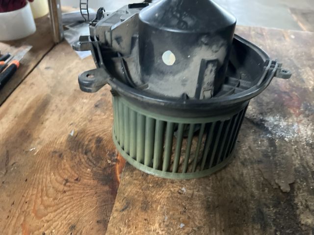 bontott VW PASSAT B5 Fűtőmotor (Klímás)