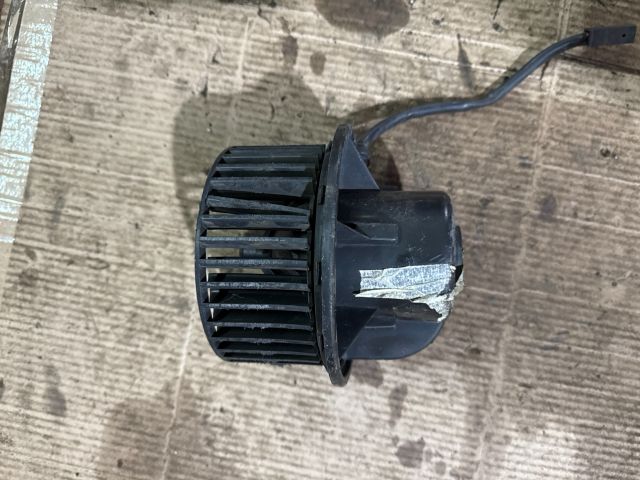 bontott VW PASSAT B5 Fűtőmotor (Klímás)