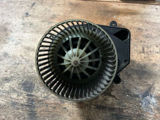 bontott VW PASSAT B5 Fűtőmotor (Klímás)