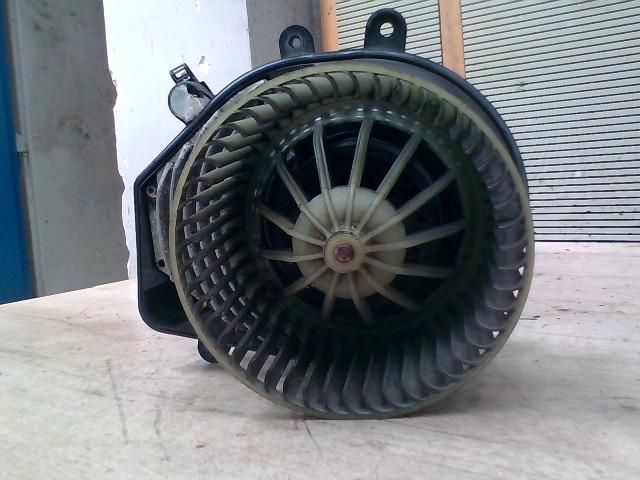 bontott VW PASSAT B5 Fűtőmotor (Nem klímás)