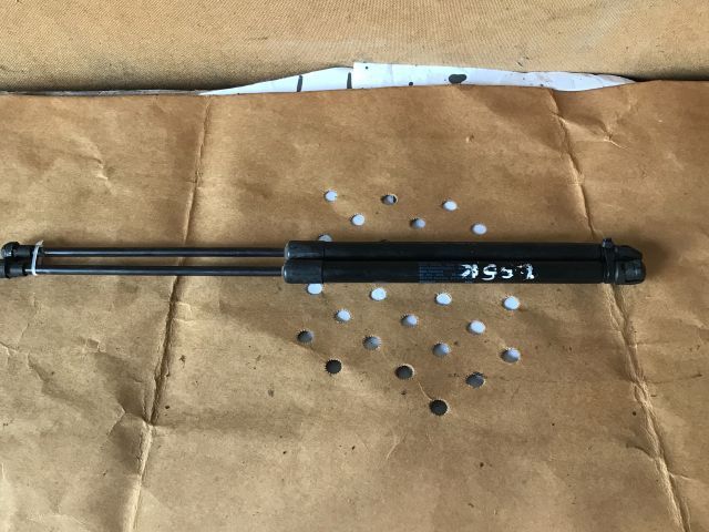 bontott VW PASSAT B5 Gázrugós Kitámasztó Teleszkóp Pár Csomagtérajtó