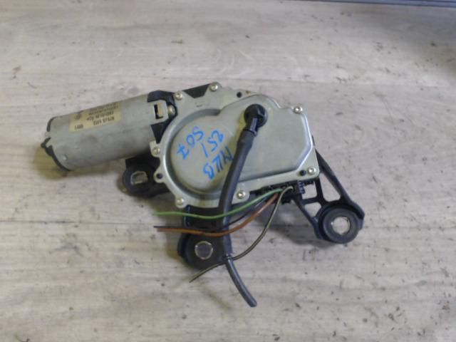 bontott VW PASSAT B5 Hátsó Ablaktörlő Motor