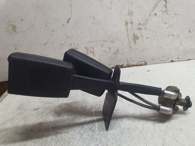 bontott VW PASSAT B5 Hátsó középső Biztonsági Öv Csat