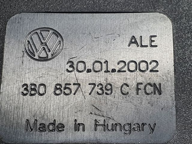 bontott VW PASSAT B5 Hátsó középső Biztonsági Öv Csat