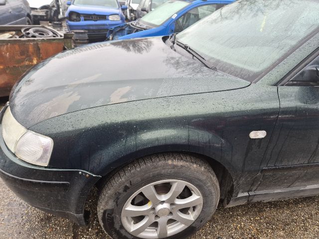 bontott VW PASSAT B5 Hátsó Lökhárító (Részeivel)