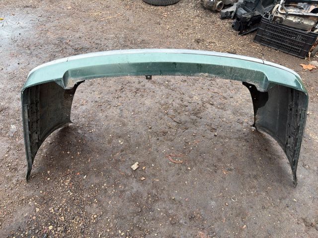 bontott VW PASSAT B5 Hátsó Lökhárító (Üresen)