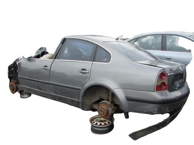 bontott VW PASSAT B5 Hátsó Rendszámtábla Világítás