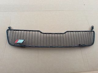 bontott VW PASSAT B5 Hűtőrács