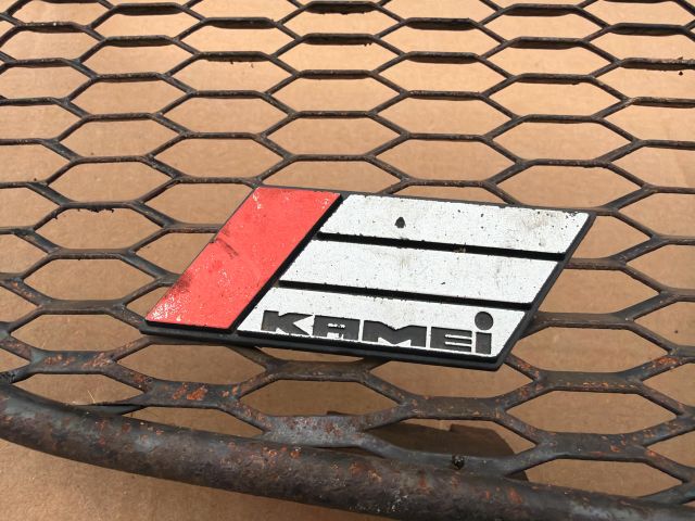 bontott VW PASSAT B5 Hűtőrács