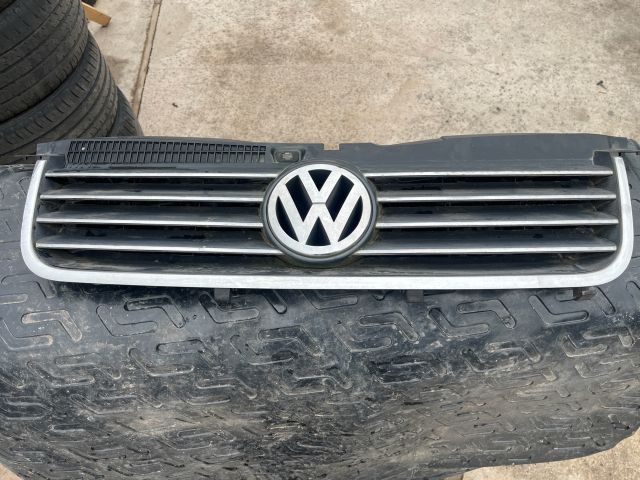 bontott VW PASSAT B5 Hűtőrács