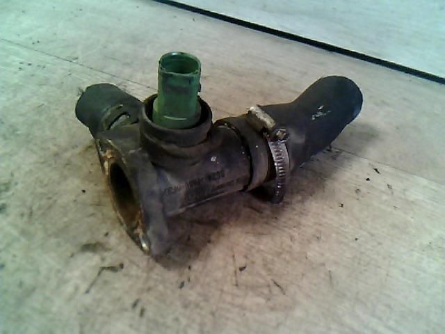 bontott VW PASSAT B5 Hűtővíz Elosztó Cső