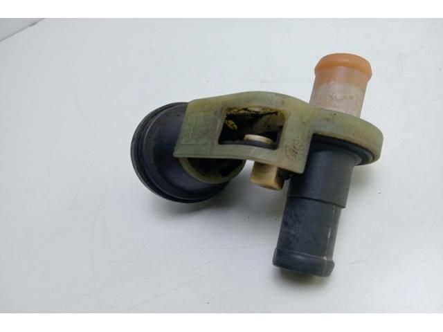 bontott VW PASSAT B5 Hűtővíz Elosztó Cső