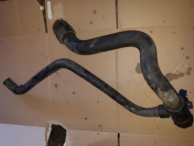 bontott VW PASSAT B5 Hűtővíz Elosztó Cső