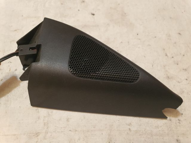 bontott VW PASSAT B5 Jobb A Oszlop Hangszóró Burkolat