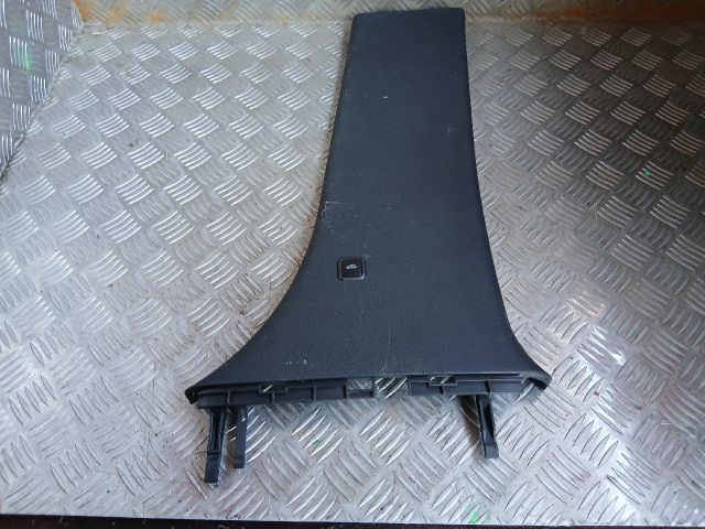bontott VW PASSAT B5 Jobb B Oszlop Burkolat