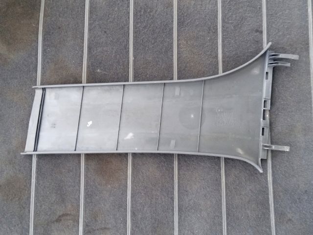 bontott VW PASSAT B5 Jobb B Oszlop Burkolat