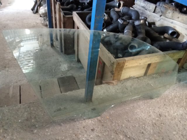 bontott VW PASSAT B5 Jobb első Ablak