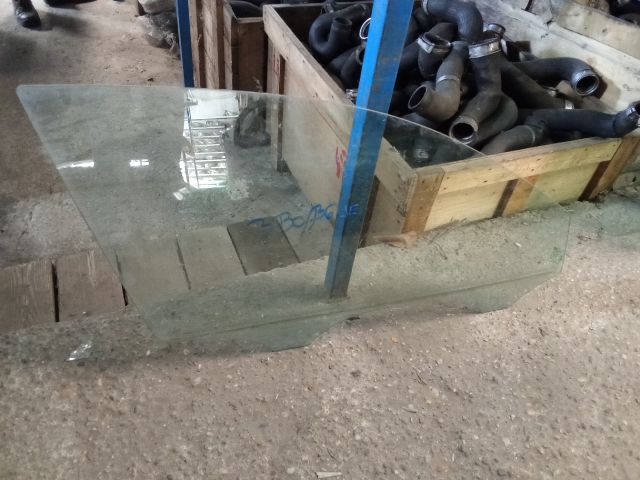 bontott VW PASSAT B5 Jobb első Ablak