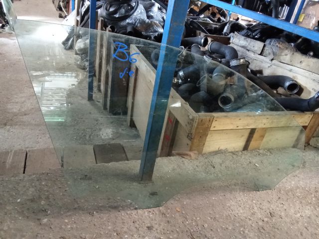 bontott VW PASSAT B5 Jobb első Ablak