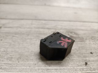 bontott VW PASSAT B5 Jobb első Ablakemelő Kapcsoló