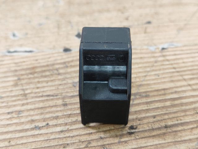 bontott VW PASSAT B5 Jobb első Ablakemelő Kapcsoló