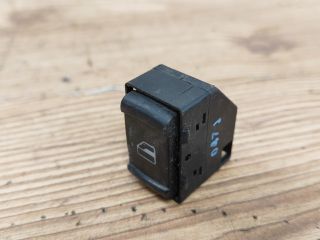 bontott VW PASSAT B5 Jobb első Ablakemelő Kapcsoló