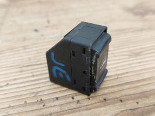 bontott VW PASSAT B5 Jobb első Ablakemelő Kapcsoló