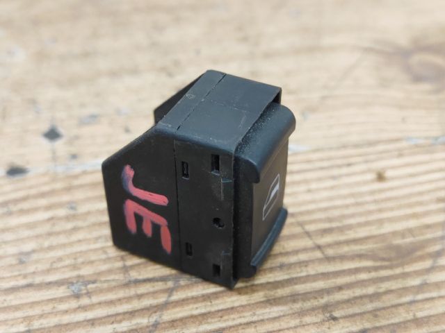 bontott VW PASSAT B5 Jobb első Ablakemelő Kapcsoló