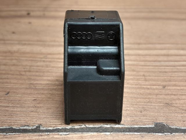 bontott VW PASSAT B5 Jobb első Ablakemelő Kapcsoló